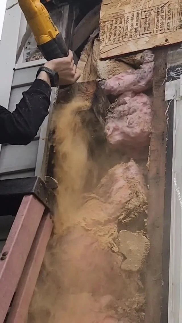Call us before your home gets to this point of deterioration 👀⚒️